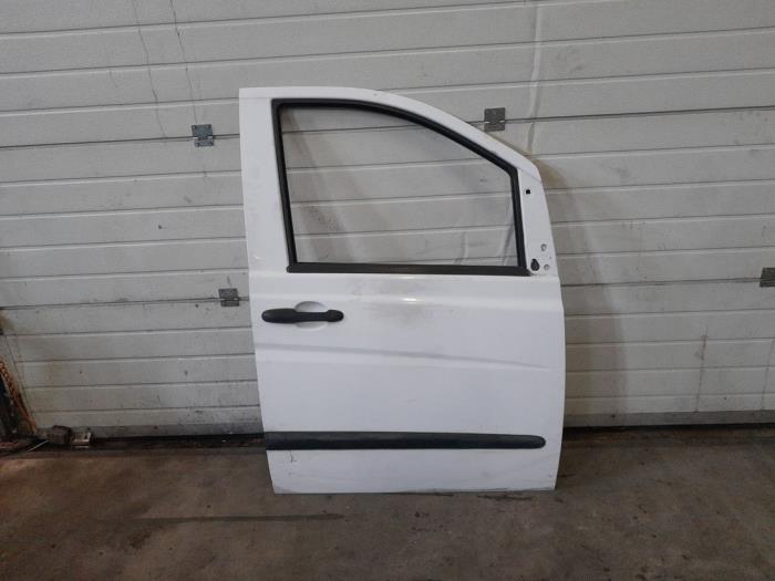 Mercedes Vito Portier 2Deurs rechts
