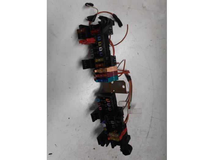 Mercedes Vito Zekeringkast