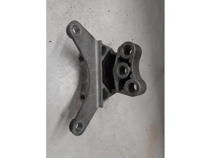 Alfa Romeo Giulietta Motorsteun