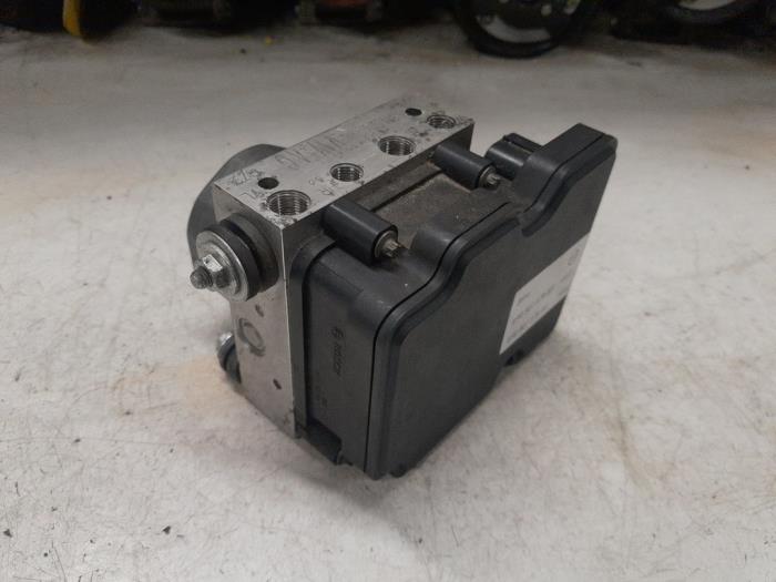 Volkswagen Polo ABS Pomp