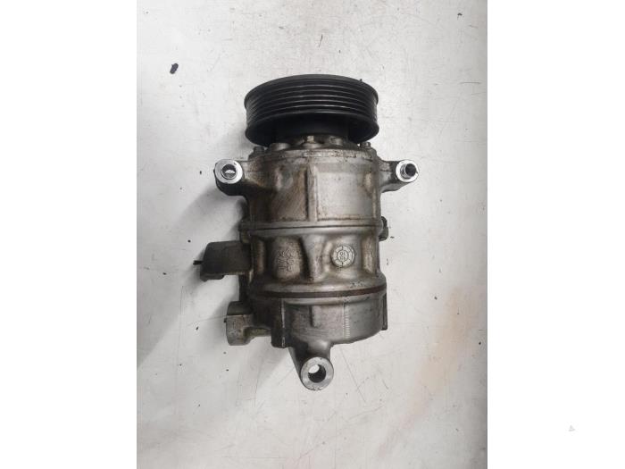 Volkswagen Polo Aircopomp