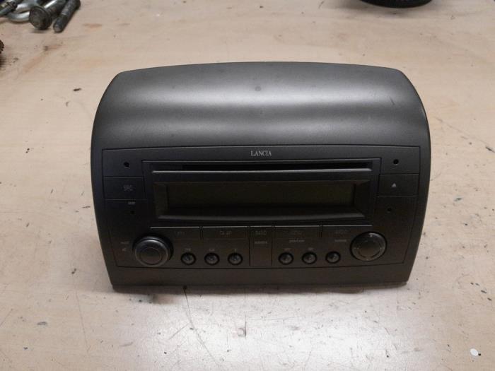 Lancia Y(Psilon) Radio CD Speler