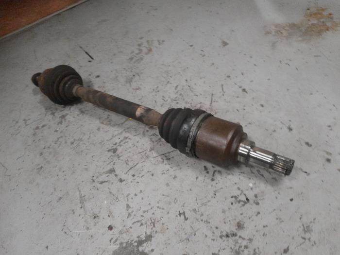 Lancia Y(Psilon) Aandrijfas links-voor