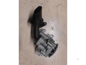 Gebruikte Oliepomp Peugeot Boxer (U9) 2.2 HDi 120 Euro 4 Prijs € 65,00 Margeregeling aangeboden door A.T.S. van de Wiel