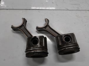 Gebruikte Zuiger Peugeot Boxer (U9) 2.2 HDi 120 Euro 4 Prijs € 95,00 Margeregeling aangeboden door A.T.S. van de Wiel