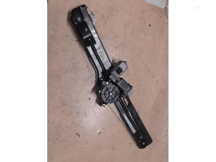 Fiat 500L Ruitmechaniek 4Deurs rechts-voor