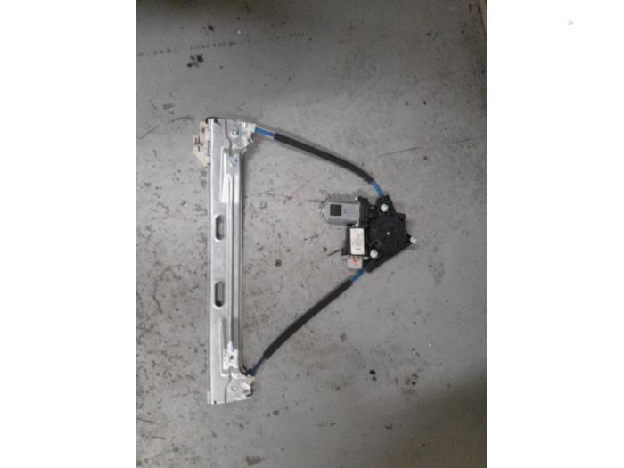 Fiat 500L Ruitmechaniek 4Deurs links-achter