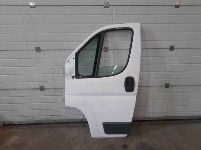 Fiat Ducato Portier 2Deurs links