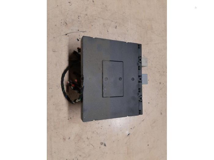 Computer Body Control van een Volkswagen Golf Plus (5M1/1KP) 2.0 FSI 16V 2006