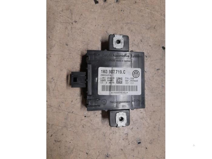 Volkswagen Golf Plus Alarm module