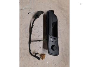 Gebruikte Spiegel Schakelaar Volkswagen Touran Prijs € 30,00 Margeregeling aangeboden door A.T.S. van de Wiel