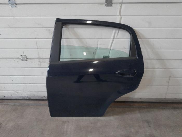 Fiat Punto Grande Portier 4Deurs links-achter