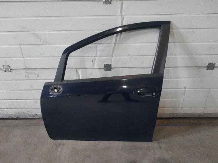 Fiat Punto Grande Portier 4Deurs links-voor