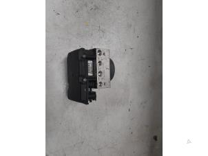 Gebruikte ABS Pomp Fiat Grande Punto (199) 1.2 Prijs € 50,00 Margeregeling aangeboden door A.T.S. van de Wiel