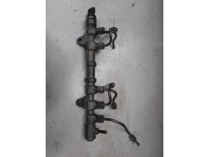 Gebruikte Injector brug Fiat Fiorino (225) 1.3 JTD 16V Multijet Prijs € 45,00 Margeregeling aangeboden door A.T.S. van de Wiel