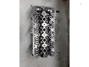 Gebruikte Cilinderkop Fiat Fiorino (225) 1.3 JTD 16V Multijet Prijs € 175,00 Margeregeling aangeboden door A.T.S. van de Wiel