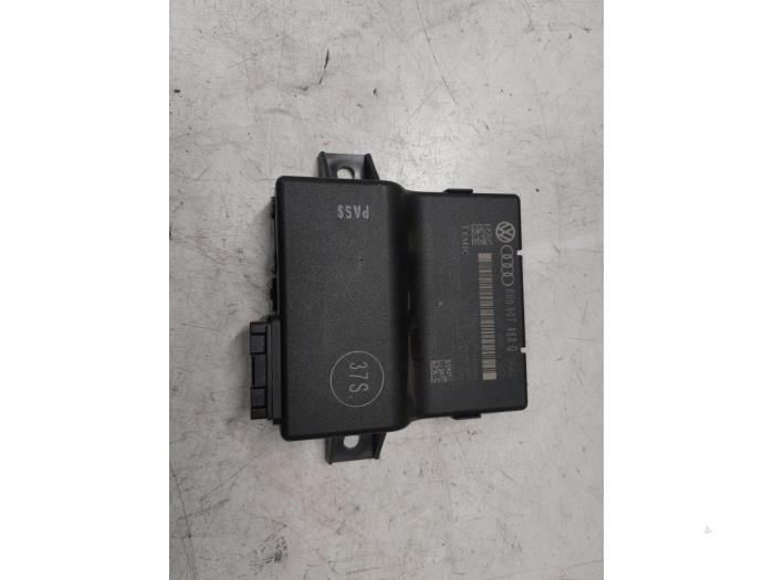 Audi A1 Gateway module