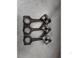 Gebruikte Zuiger Alfa Romeo MiTo (955) 1.4 16V Prijs € 150,00 Margeregeling aangeboden door A.T.S. van de Wiel