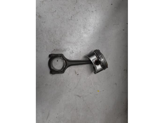 Alfa Romeo Mito Zuiger