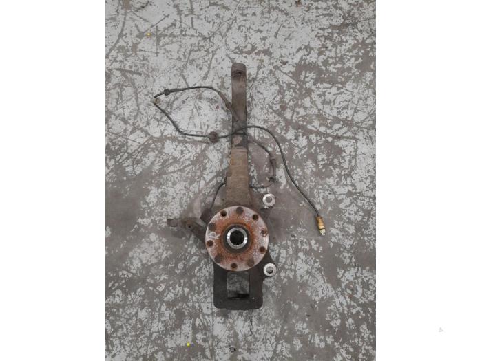 Alfa Romeo 166 Fusee rechts-voor