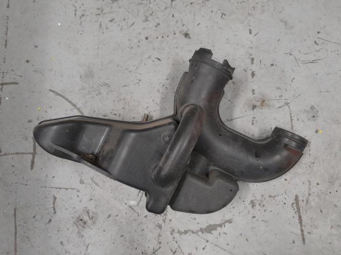 Alfa Romeo 166 Resonantiehuis