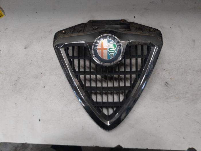 Alfa Romeo 156 Grille