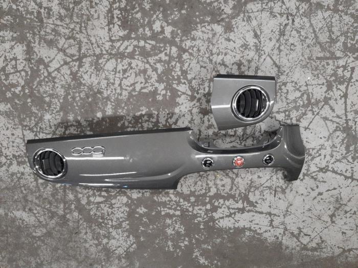 Fiat 500 Dashboard deel