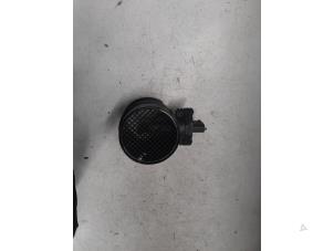 Gebruikte Luchthoeveelheidsmeter Alfa Romeo 159 Sportwagon (939BX) 2.2 JTS 16V Prijs € 40,00 Margeregeling aangeboden door A.T.S. van de Wiel