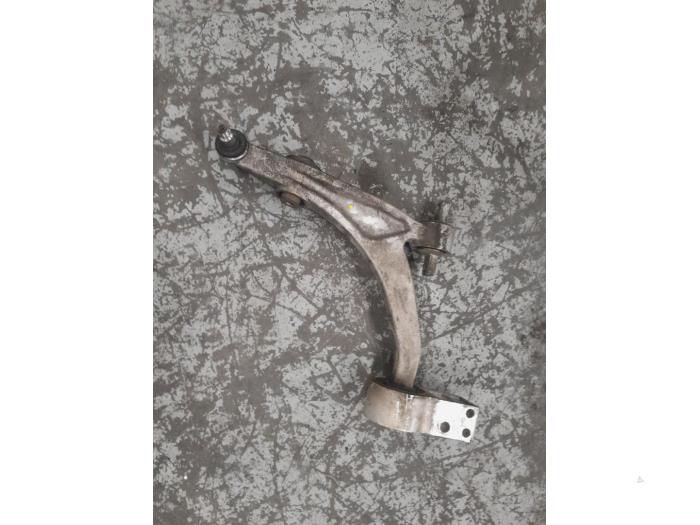 Alfa Romeo 159 Draagarm links-voor