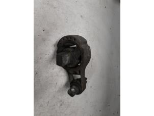 Gebruikte Motorsteun Alfa Romeo 159 Sportwagon (939BX) 2.2 JTS 16V Prijs € 65,00 Margeregeling aangeboden door A.T.S. van de Wiel