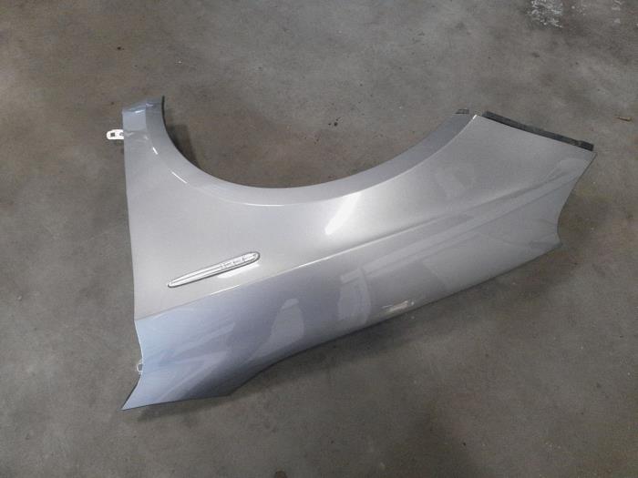 Alfa Romeo Giulietta Scherm links-voor