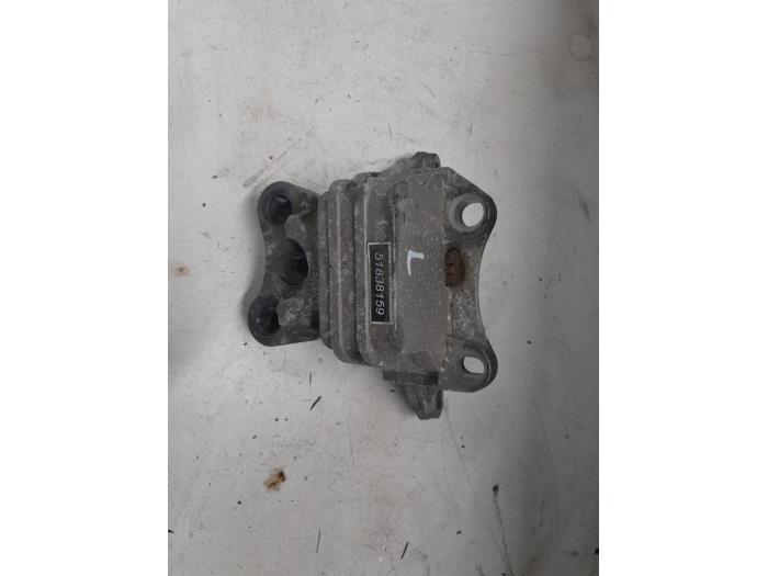 Alfa Romeo Giulietta Motorsteun