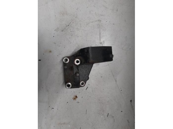 Alfa Romeo Giulietta Steunlager rechts-achter