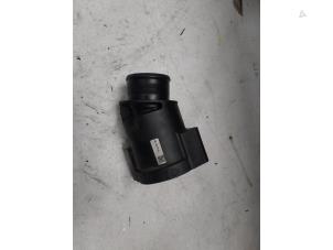 Gebruikte Turbo Pijp Volkswagen Transporter T5 2.0 TDI BlueMotion Prijs € 35,00 Margeregeling aangeboden door A.T.S. van de Wiel