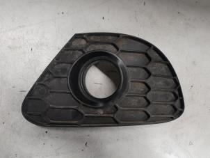 Gebruikte Bumper Rooster Alfa Romeo Giulietta (940) 1.6 JTDm 16V Prijs € 25,00 Margeregeling aangeboden door A.T.S. van de Wiel