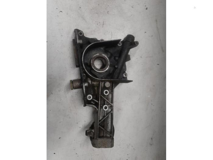 Alfa Romeo GT Oliepomp