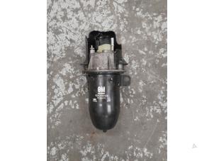 Gebruikte Brandstoffilterhuis Opel Combo 1.3 CDTI 16V Prijs € 55,00 Margeregeling aangeboden door A.T.S. van de Wiel