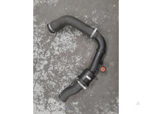 Gebruikte Intercooler Slang Alfa Romeo Giulietta (940) 1.4 TB 16V MultiAir Prijs € 40,00 Margeregeling aangeboden door A.T.S. van de Wiel