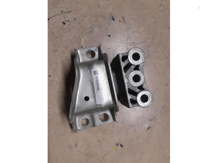 Gebruikte Motorsteun Fiat Ducato (250) 2.3 D 150 Multijet Prijs € 35,00 Margeregeling aangeboden door A.T.S. van de Wiel