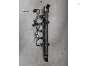 Gebruikte Injector brug Mercedes Sprinter 3,5t (906.63) 316 CDI 16V Prijs € 85,00 Margeregeling aangeboden door A.T.S. van de Wiel