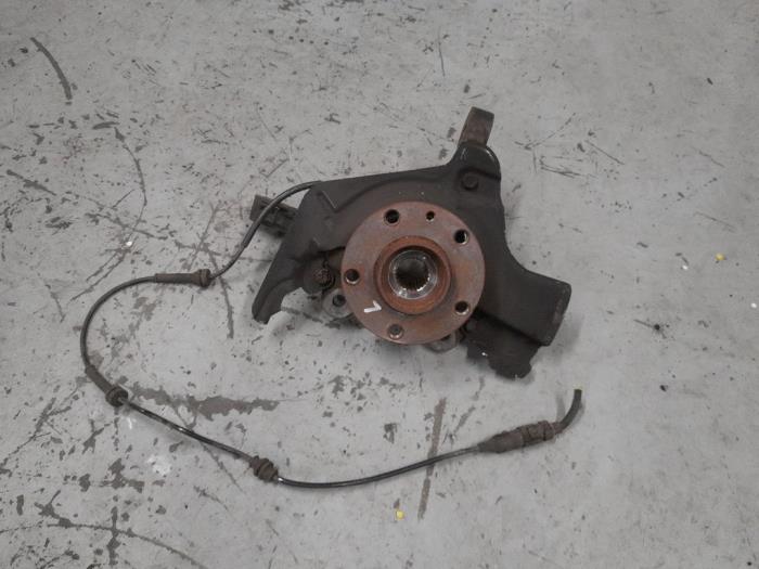 Fiat Doblo Fusee links-voor