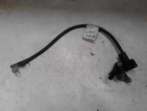 Gebruikte Accu sensor Fiat 500C (312) 0.9 TwinAir 80 Prijs € 40,00 Margeregeling aangeboden door A.T.S. van de Wiel