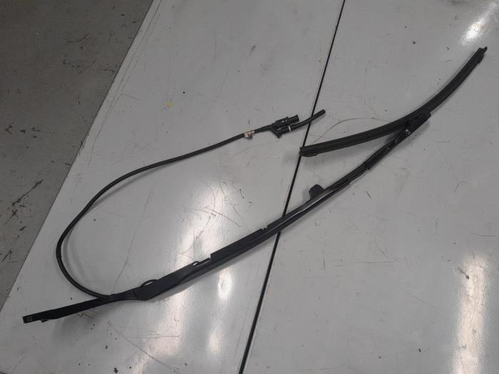 Alfa Romeo Stelvio Ruitenwisserarm voor