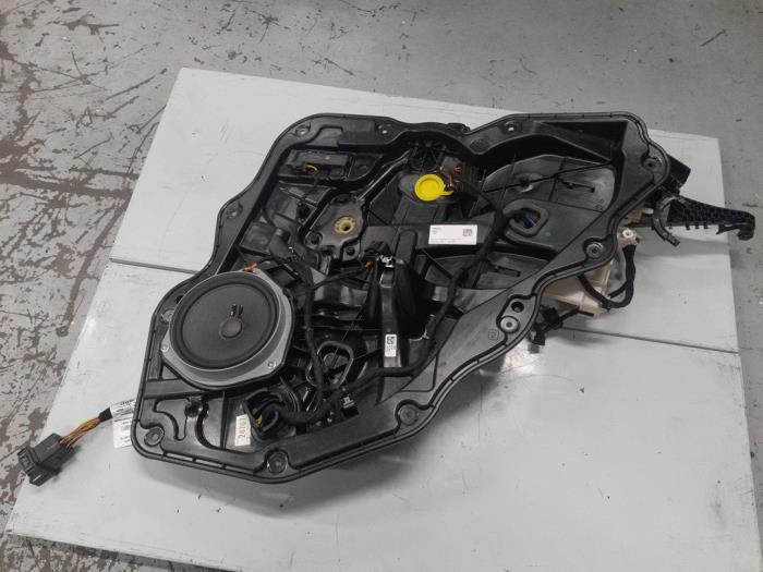 Alfa Romeo Stelvio Ruitmechaniek 4Deurs rechts-achter