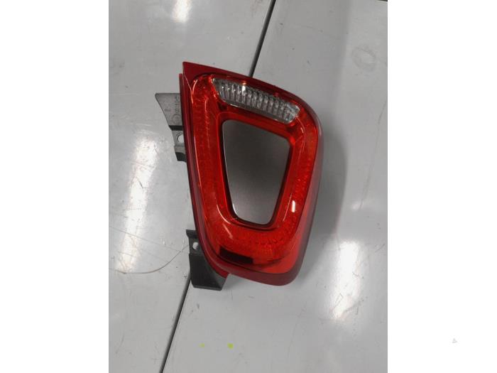 Fiat 500 Achterlicht links