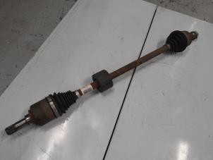 Gebruikte Cardanas rechts-voor (VWA) Fiat 500C (312) 0.9 TwinAir 80 Prijs € 75,00 Margeregeling aangeboden door A.T.S. van de Wiel