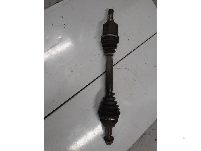 Alfa Romeo 159 Aandrijfas links-voor