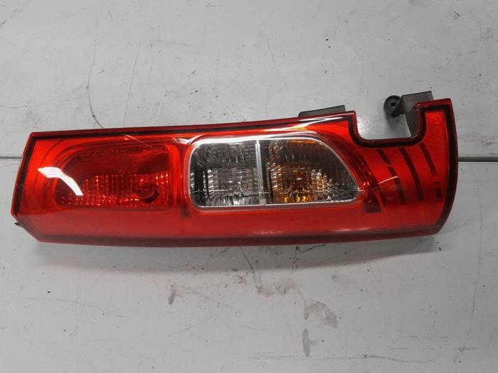 Mercedes Citan Achterlicht links