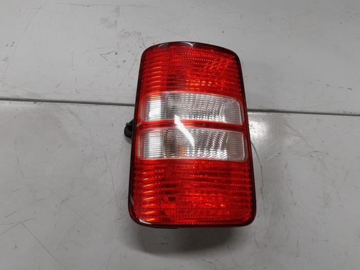 Volkswagen Caddy Achterlicht links
