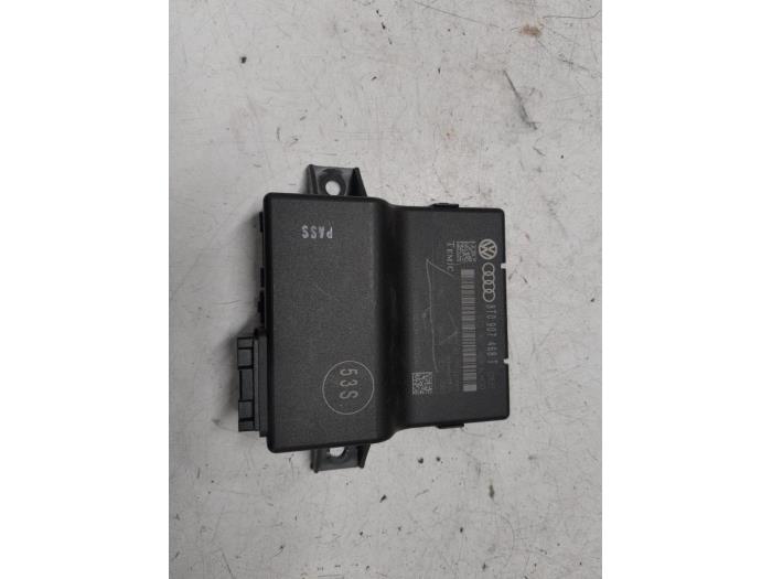 Audi A4 Gateway module